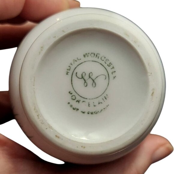 Vintage Royal Worcester Egg Coddler W/ Lid Porcelain Wrens Finches Birds England - Picture 6 of 10